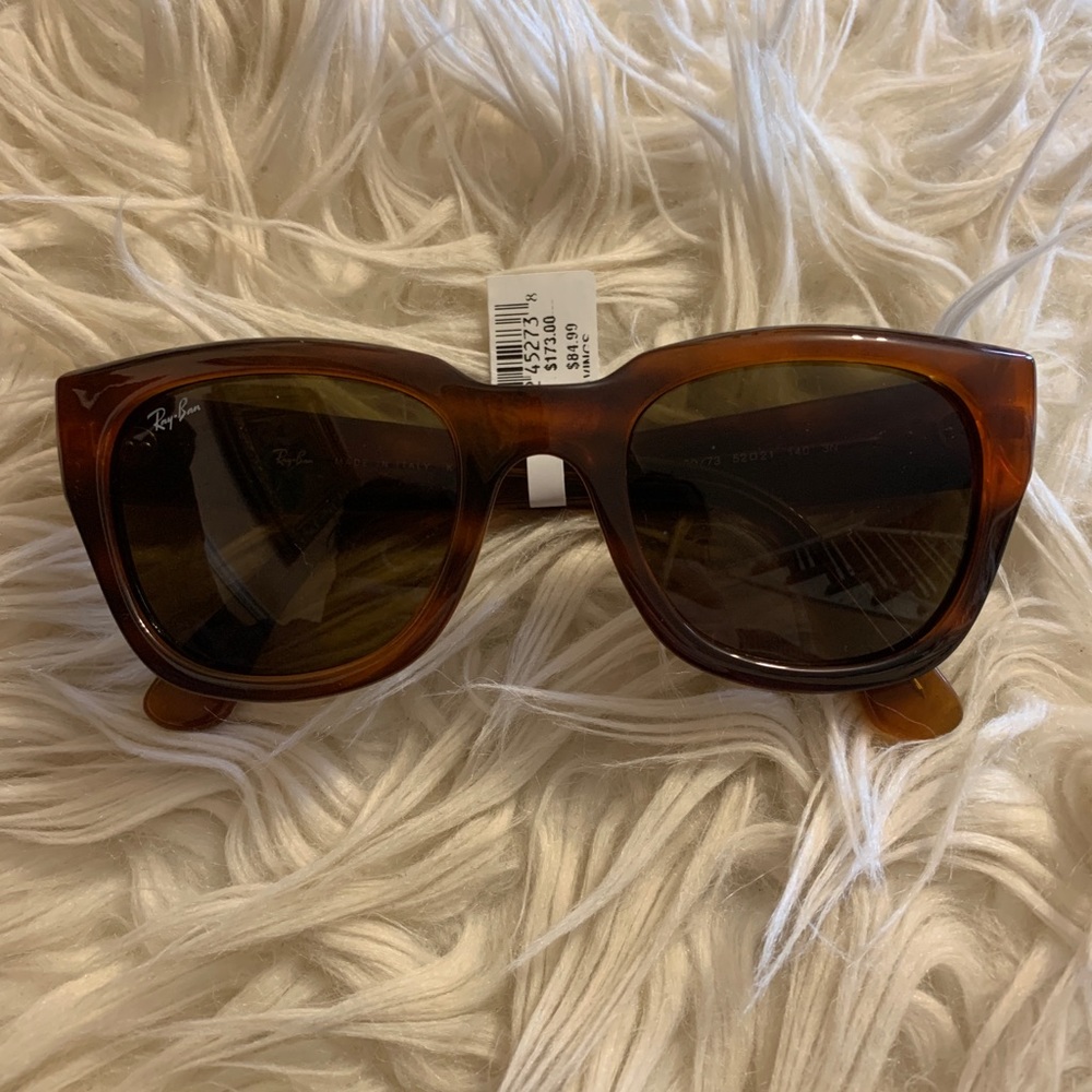 Ray-Ban Brown Sunglasses